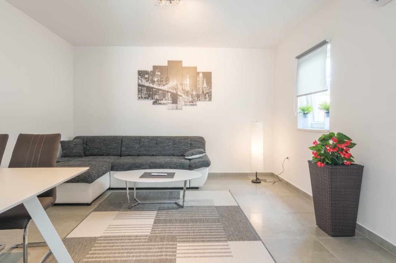 Luxury Apartment Melissa Vodice Exterior foto