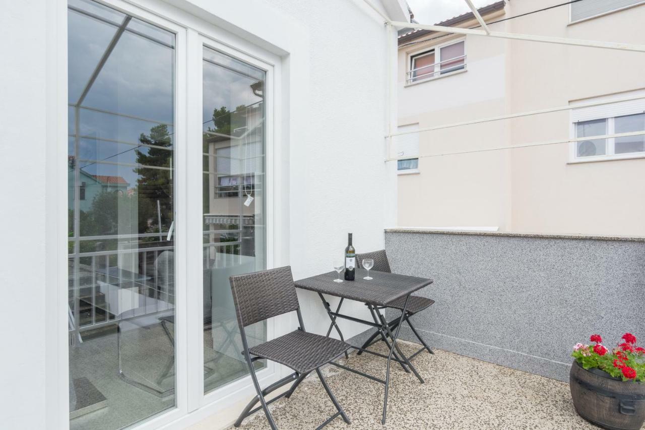 Luxury Apartment Melissa Vodice Exterior foto